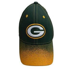 Green Bay Packers Reebok Baseball Cap Flexfit Green Yellow Onfield Size S/M